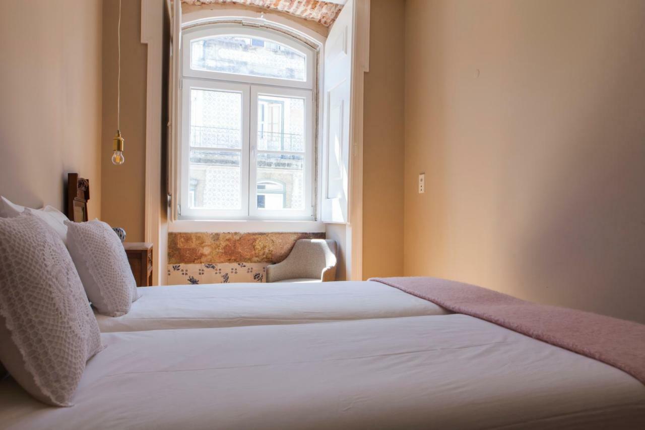 Alfama Baixa Spacious And Bright Apartment Blends The Historic And The Contemporary 2 Bedrs & 2 Bathrs Ac 18Th Century Building Lisboa Exterior foto
